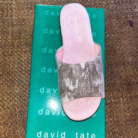 NEW David Tate Taupe & Pink Fran Leather Sandals Women’s Size 9 WW Extra Wide - Picture 2 of 6